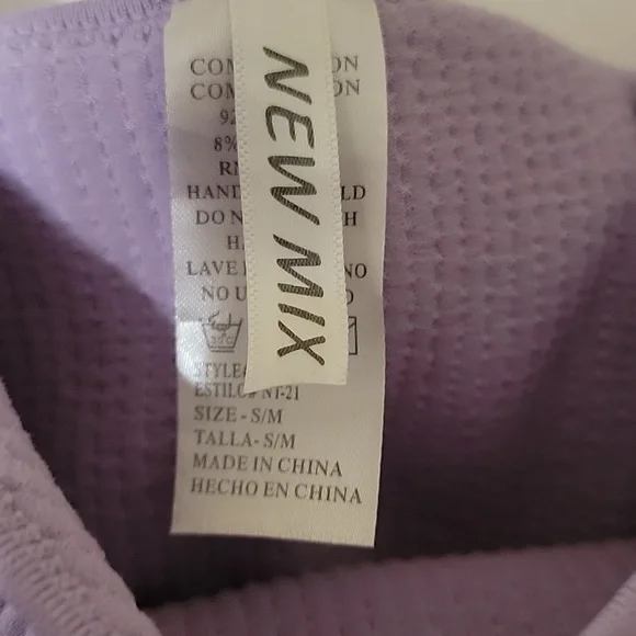 Crop Top - Picture 4 of 5